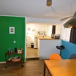 Gemuetlich Zentrale Souterraint Wohnung 65Qm